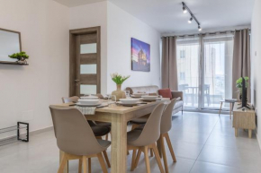 Sea-side Escape in Sliema - Sleeps 6